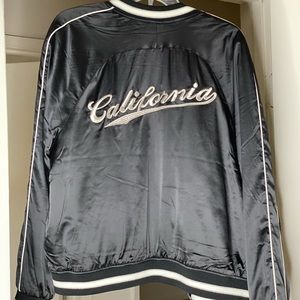 Forever 21 Women’s Bomber Jacker 2x Black